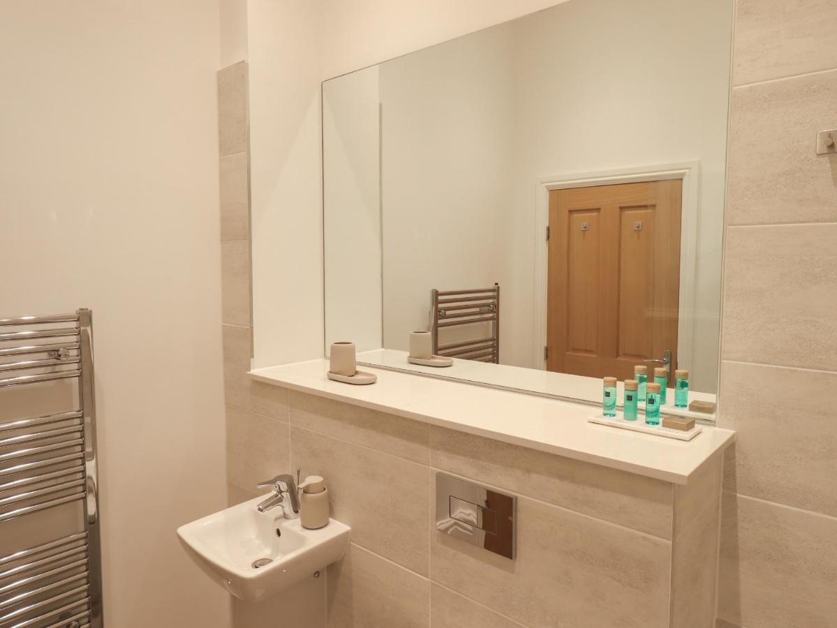 The Alfred Suite Stone Cross Mansion Ulverston Luaran gambar